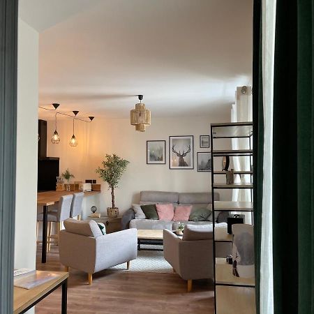 Appartement Tout Confort Haut De Gamme En Plein Centre Ville Gérardmer Exterior foto