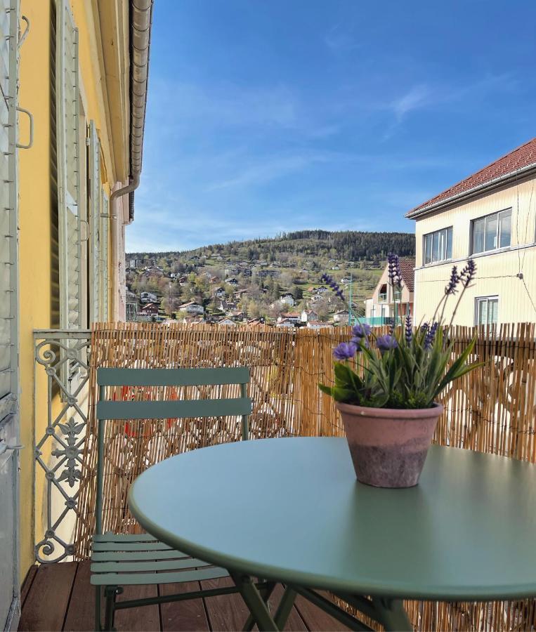 Appartement Tout Confort Haut De Gamme En Plein Centre Ville Gérardmer Exterior foto